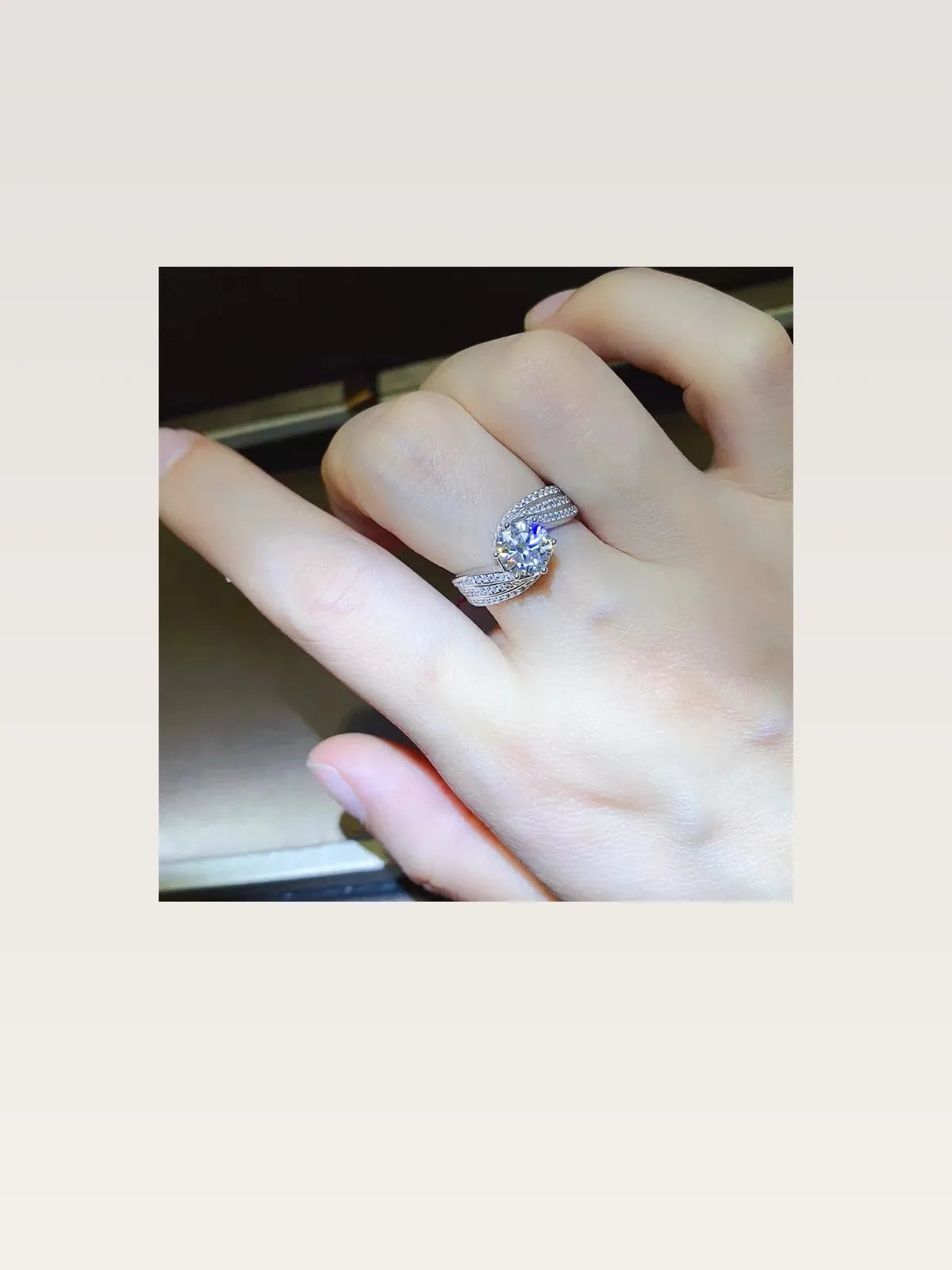 1 Carat Moissanite 925 Sterling Silver Ring — Minimalist Solitaire