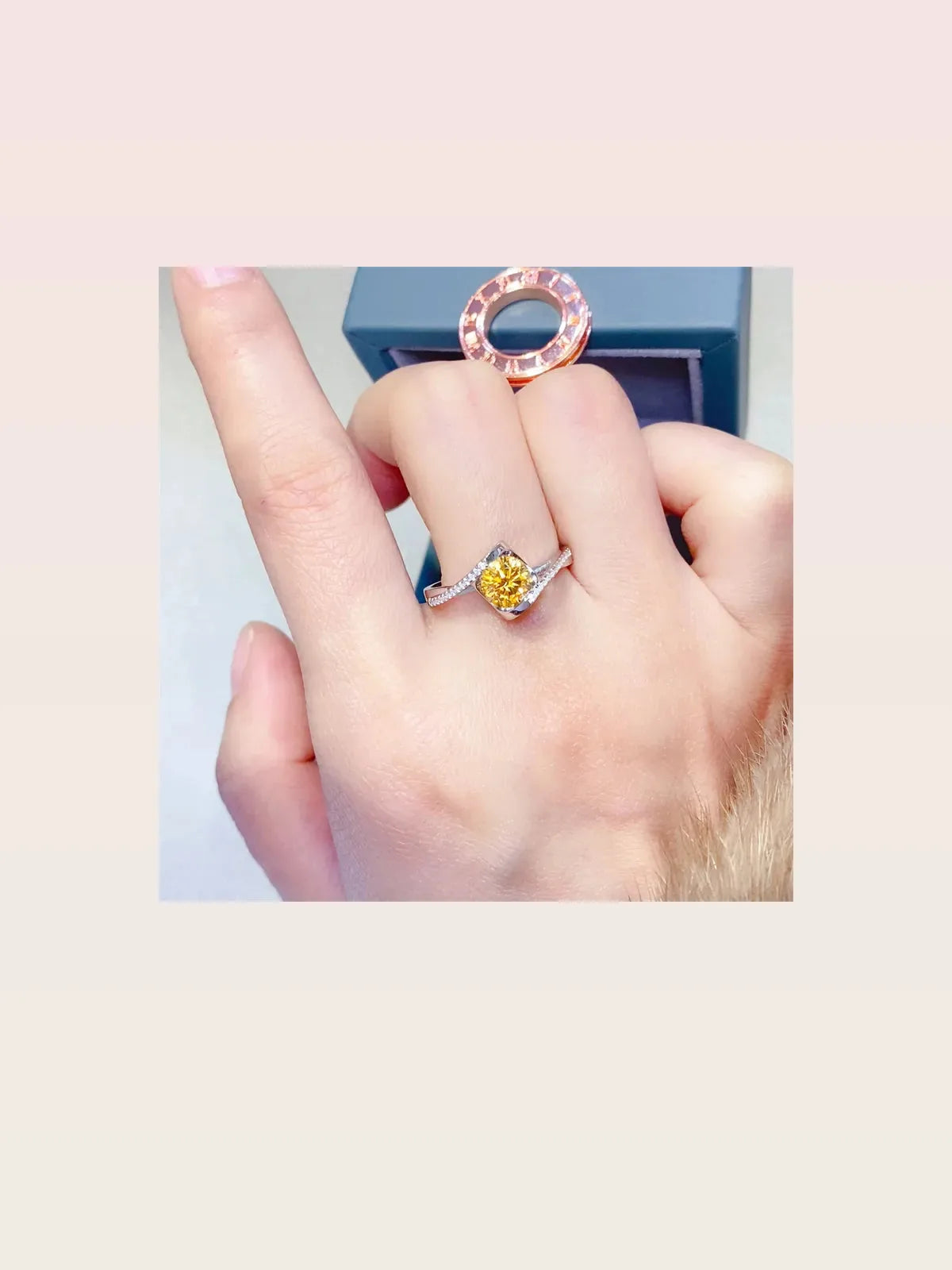 1 Carat Moissanite 925 Sterling Silver Ring — Yellow Modern