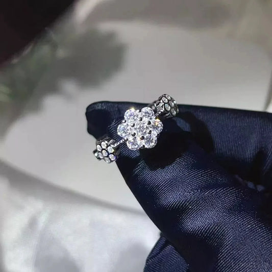 925 Sterling Silver Moissanite Flower Ring