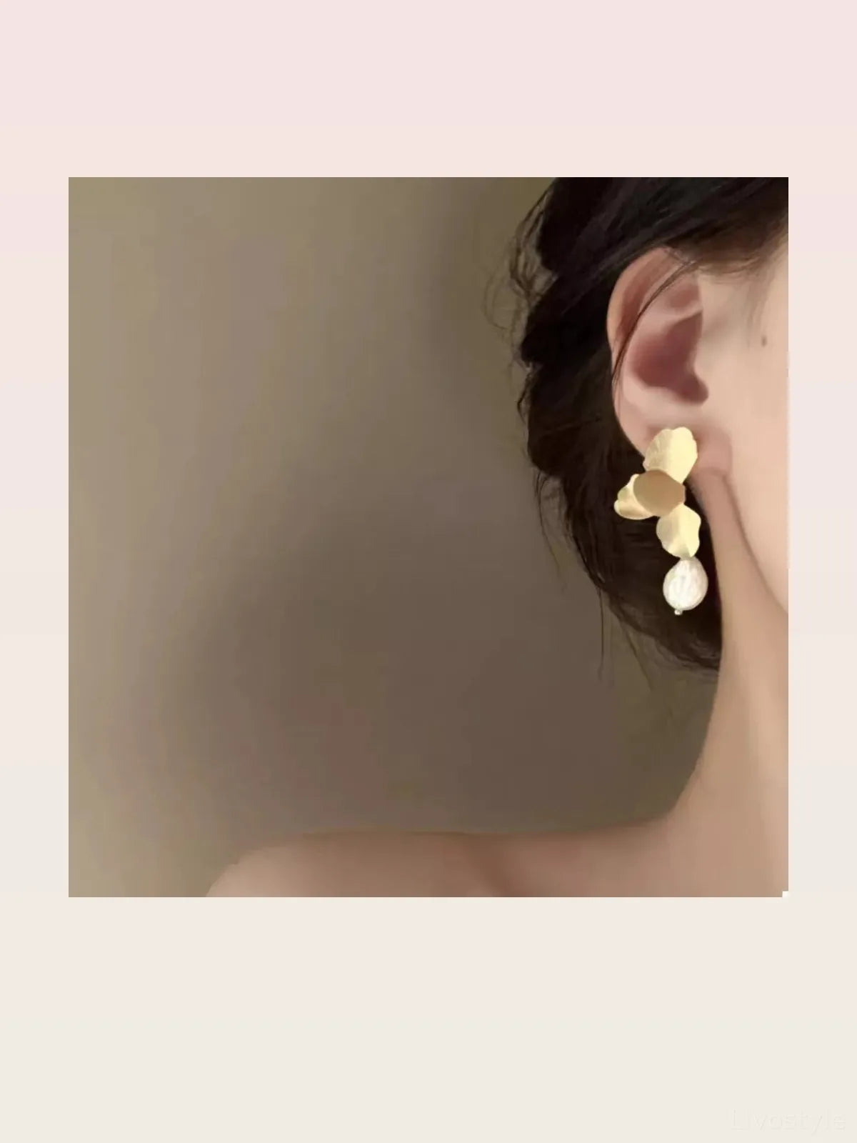 Geometric Circle Drop Earrings