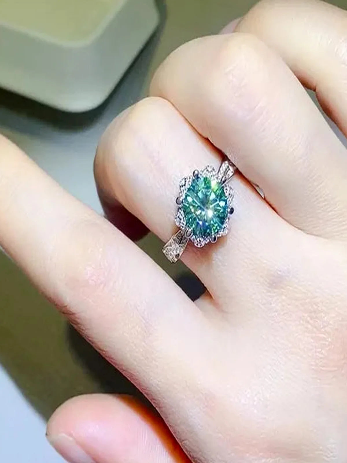 2 Carat Moissanite 925 Sterling Silver Ring — Teal Halo
