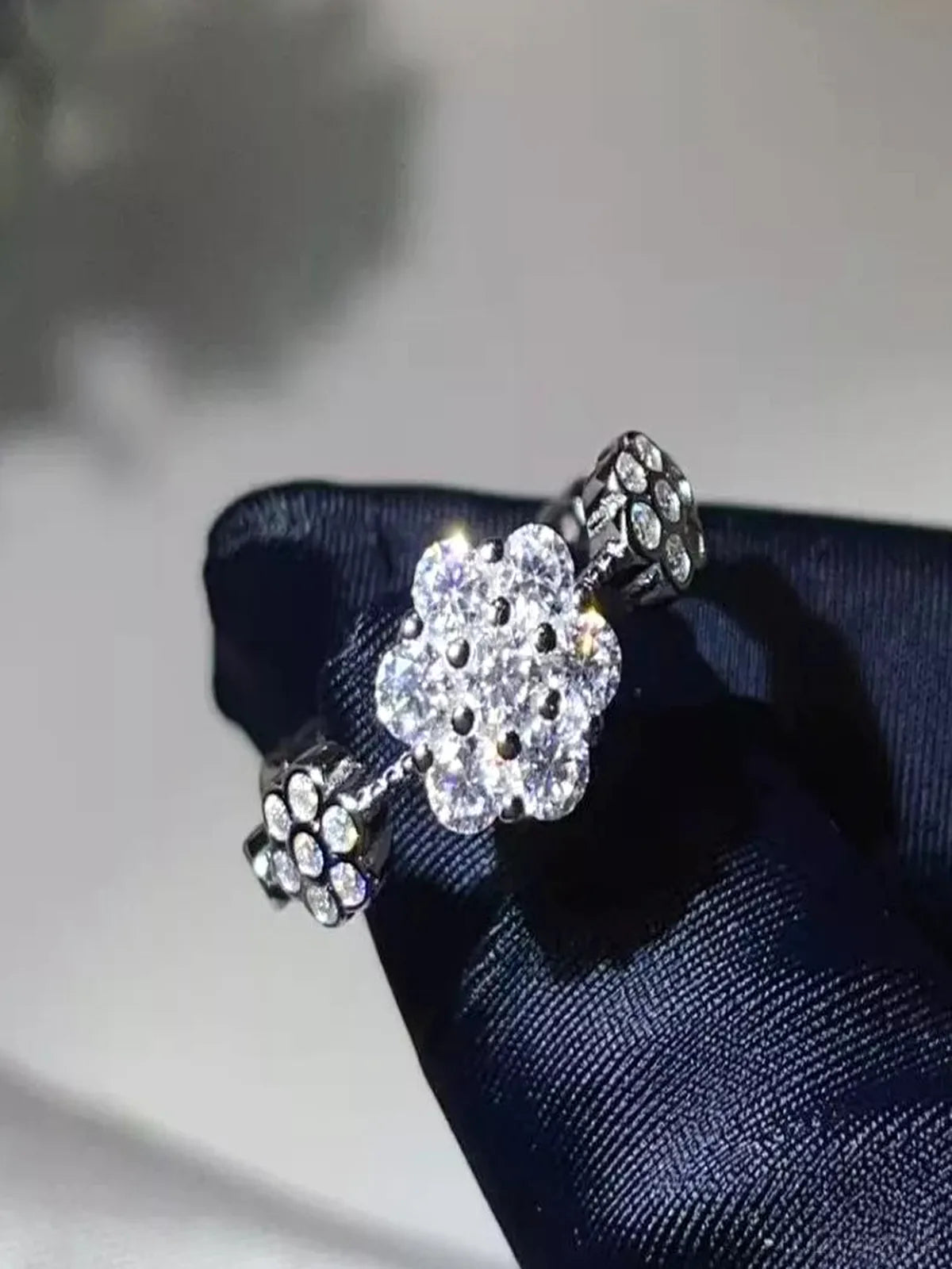925 Sterling Silver Moissanite Flower Ring