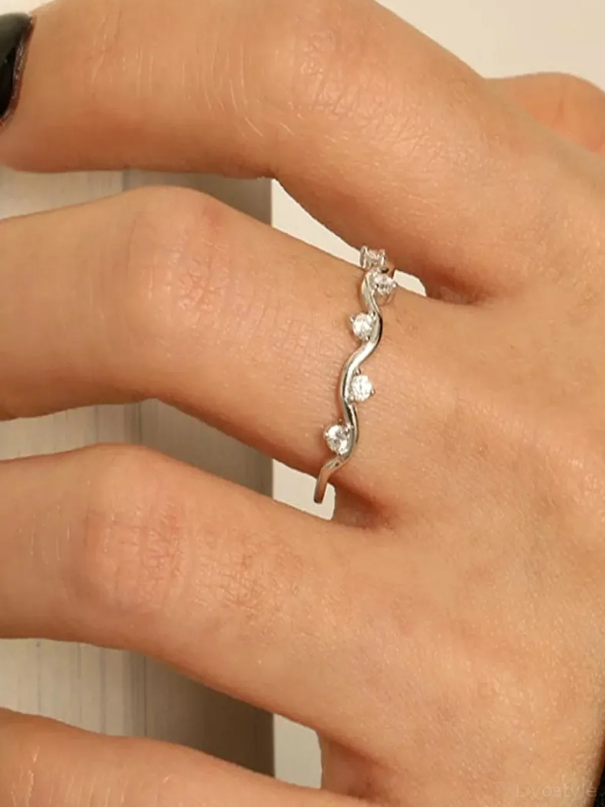925 Sterling Silver Zircon Wave Ring
