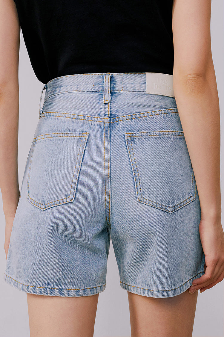 The Pleated Fun Short HJ117