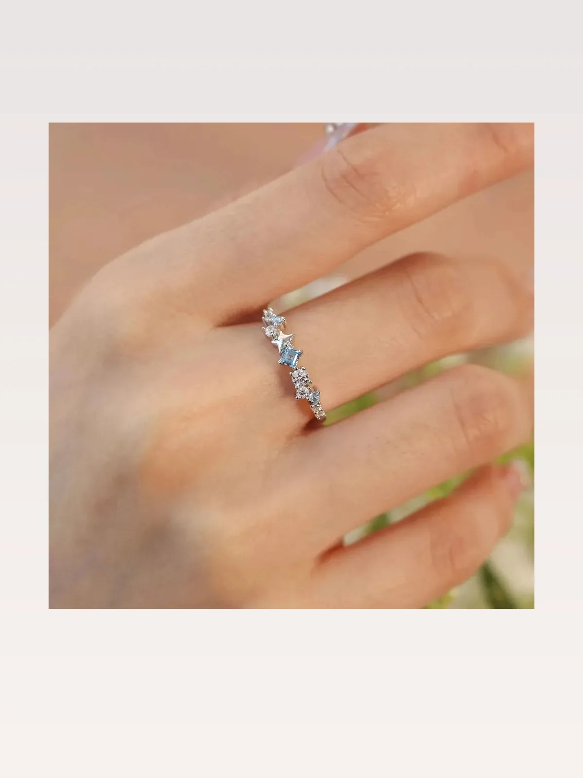Star Inlaid Zircon Ring